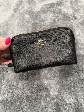 Coach | Accessories | Coach Hc8299 L142 Milky Beige  display picture 3